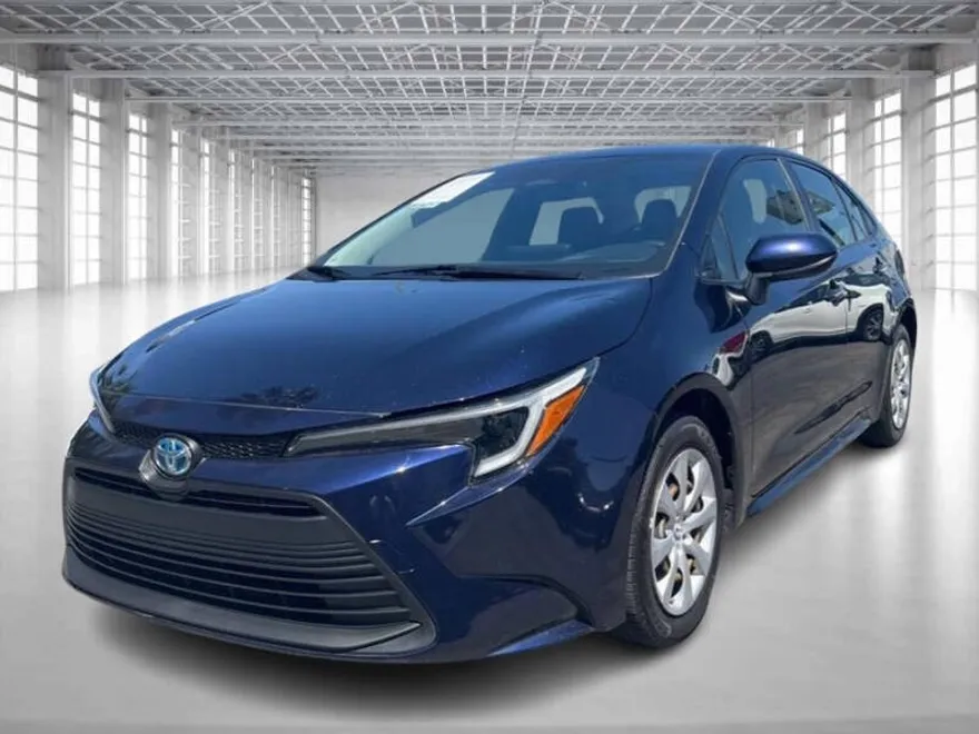 2023 Toyota Corolla Hybrid LE photo 1