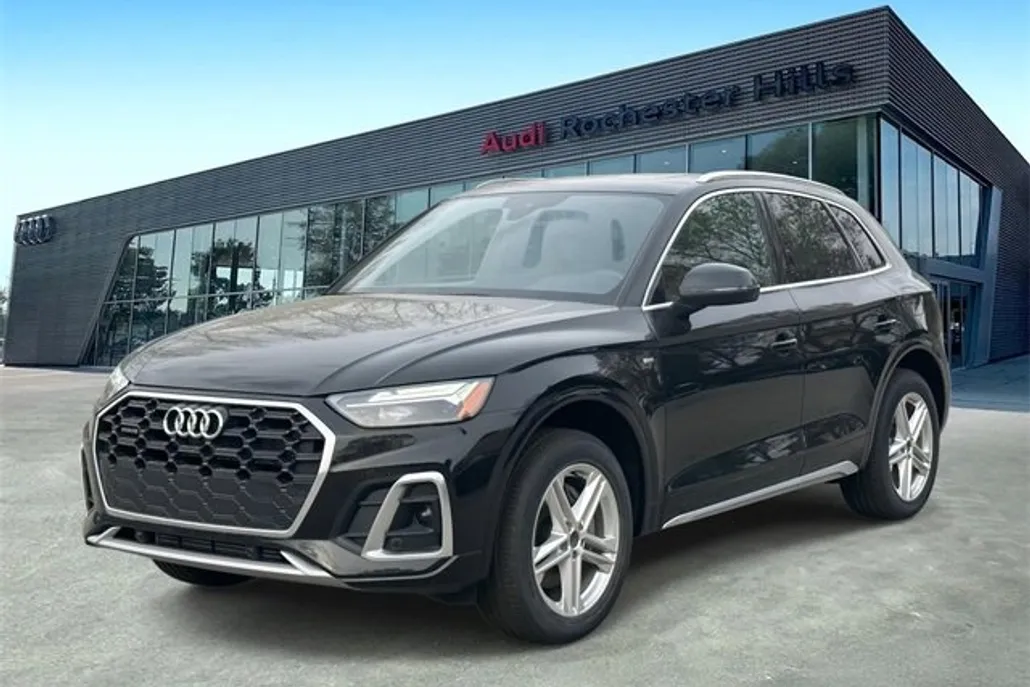 2025 Audi Q5 S line Premium photo 1