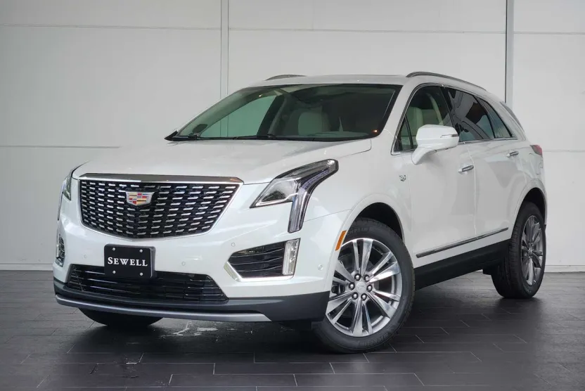 2025 Cadillac XT5 Premium Luxury photo 1