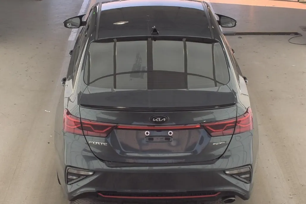 2021 Kia Forte GT-Line photo 1