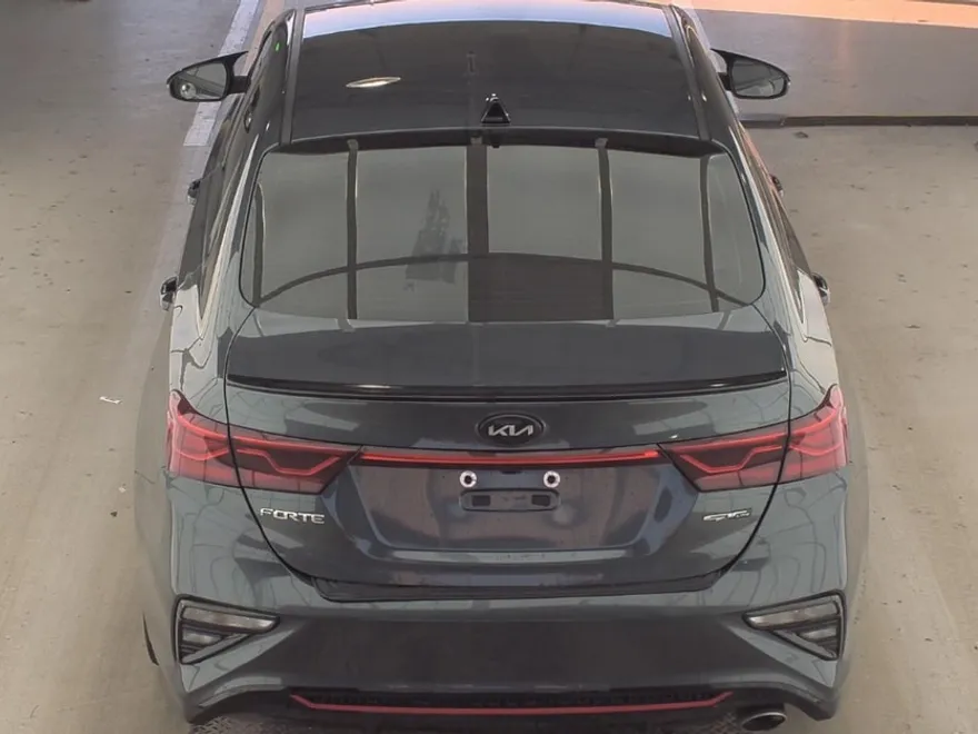 2021 Kia Forte GT-Line photo 1
