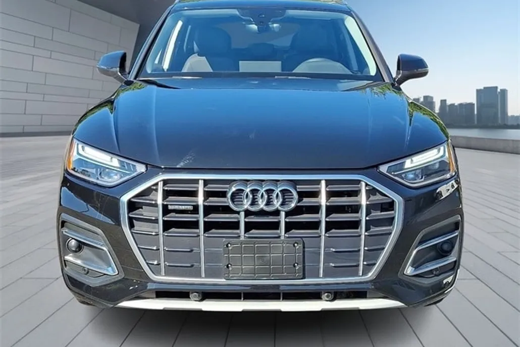 2023 Audi Q5 40 Premium photo 1
