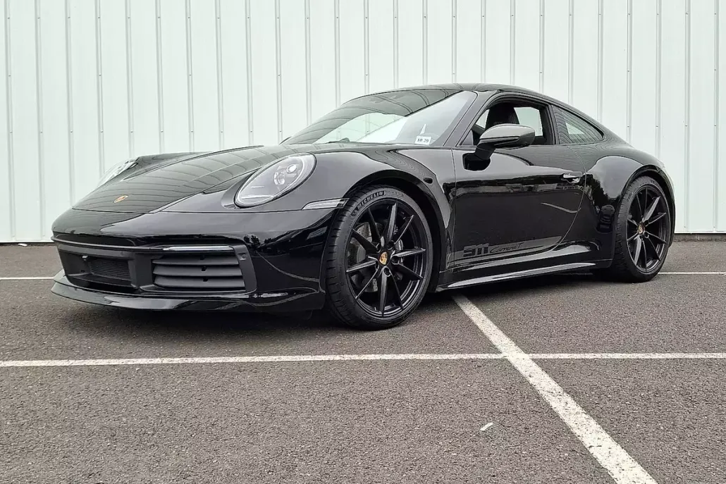 2024 Porsche 911 T photo 1