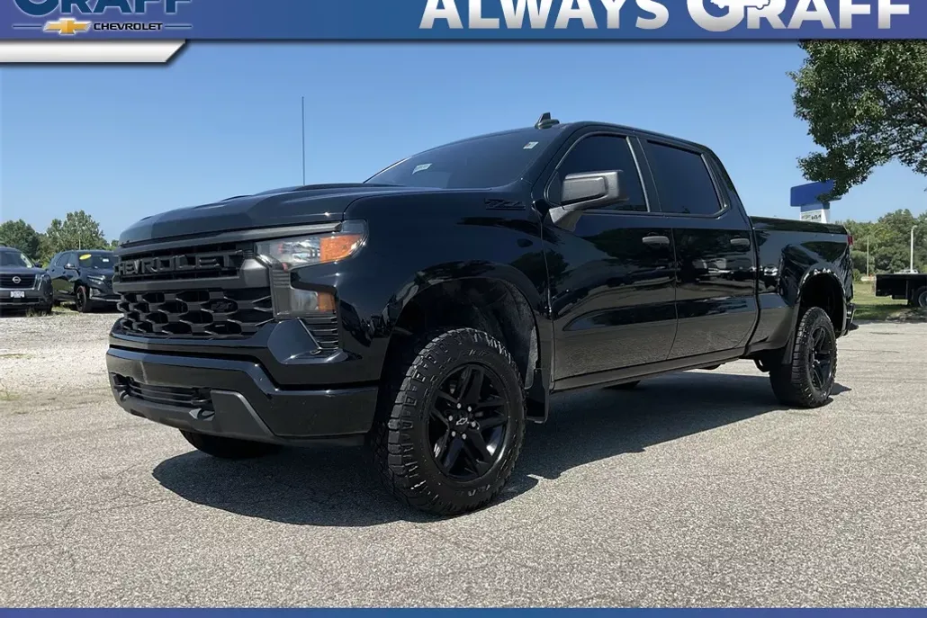 2022 Chevrolet Silverado 1500 Custom Trail Boss photo 1