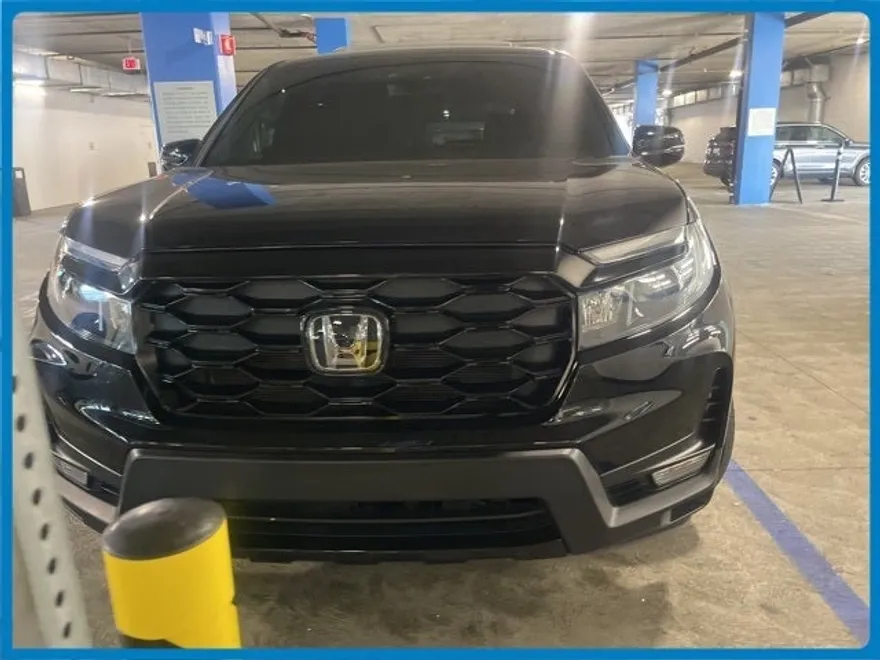 2022 Honda Passport Elite photo 1