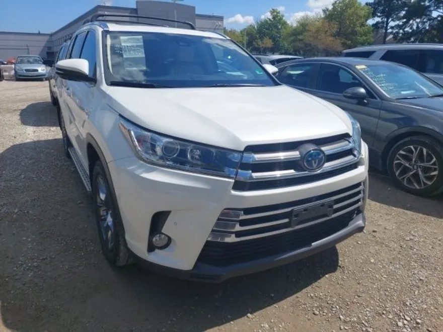 2017 Toyota Highlander Hybrid Limited photo 1