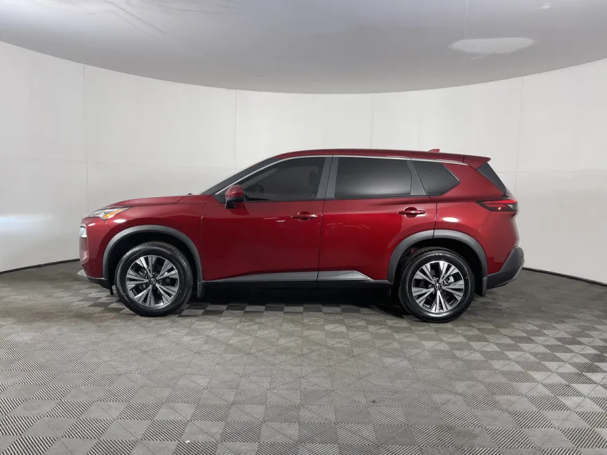 2023 Nissan Rogue SV photo 1
