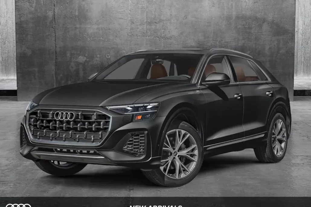 2025 Audi Q8 55 Premium Plus photo 1