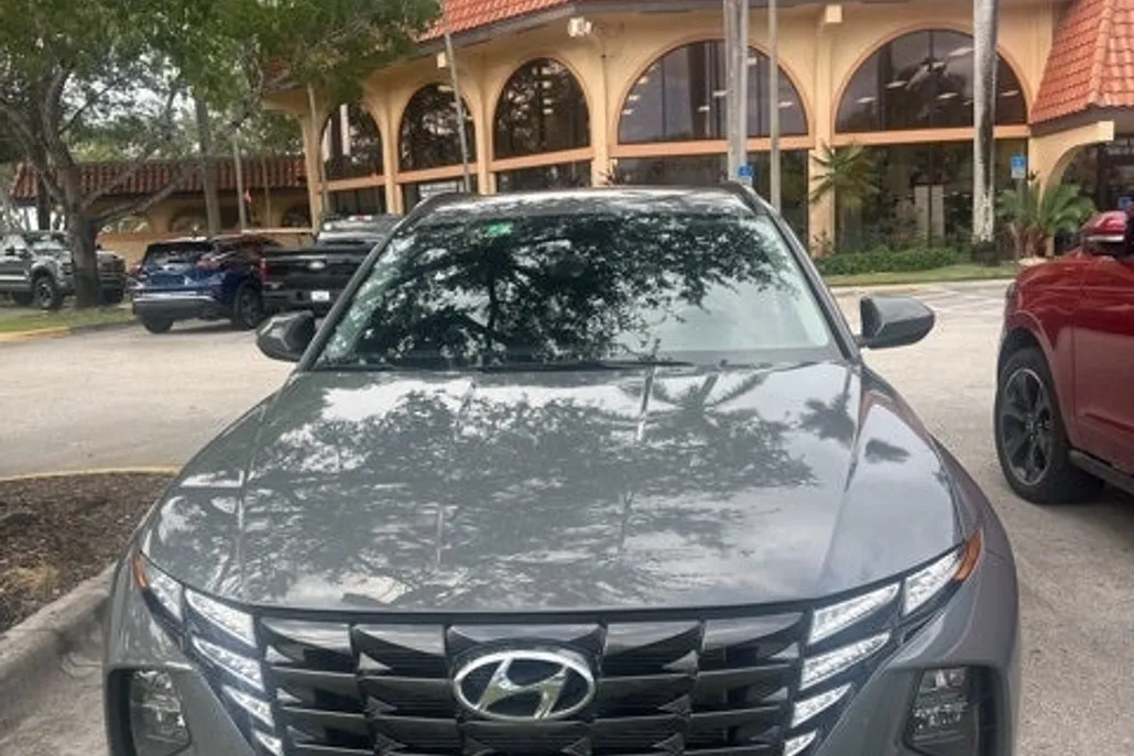 2024 Hyundai Tucson SEL photo 1