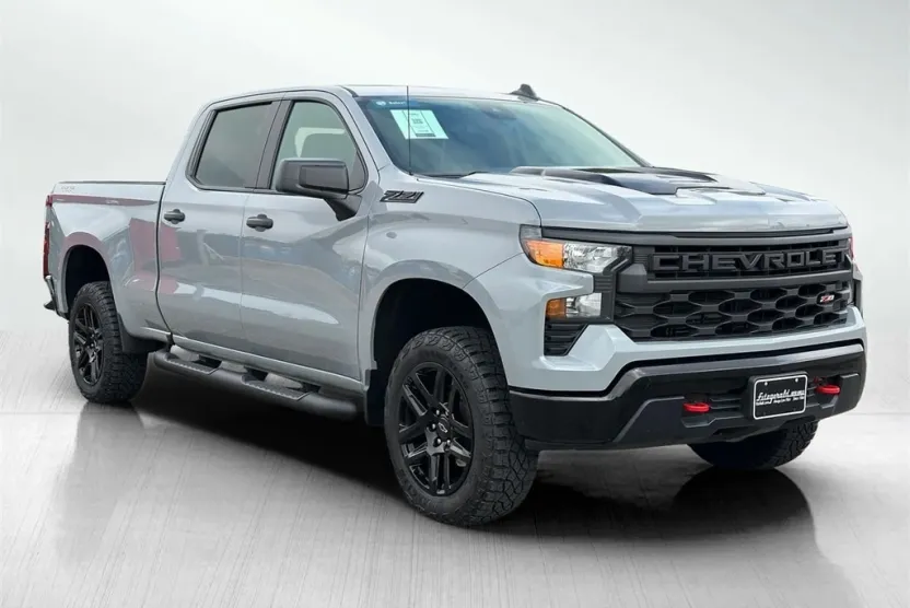 2024 Chevrolet Silverado 1500 Custom Trail Boss photo 1
