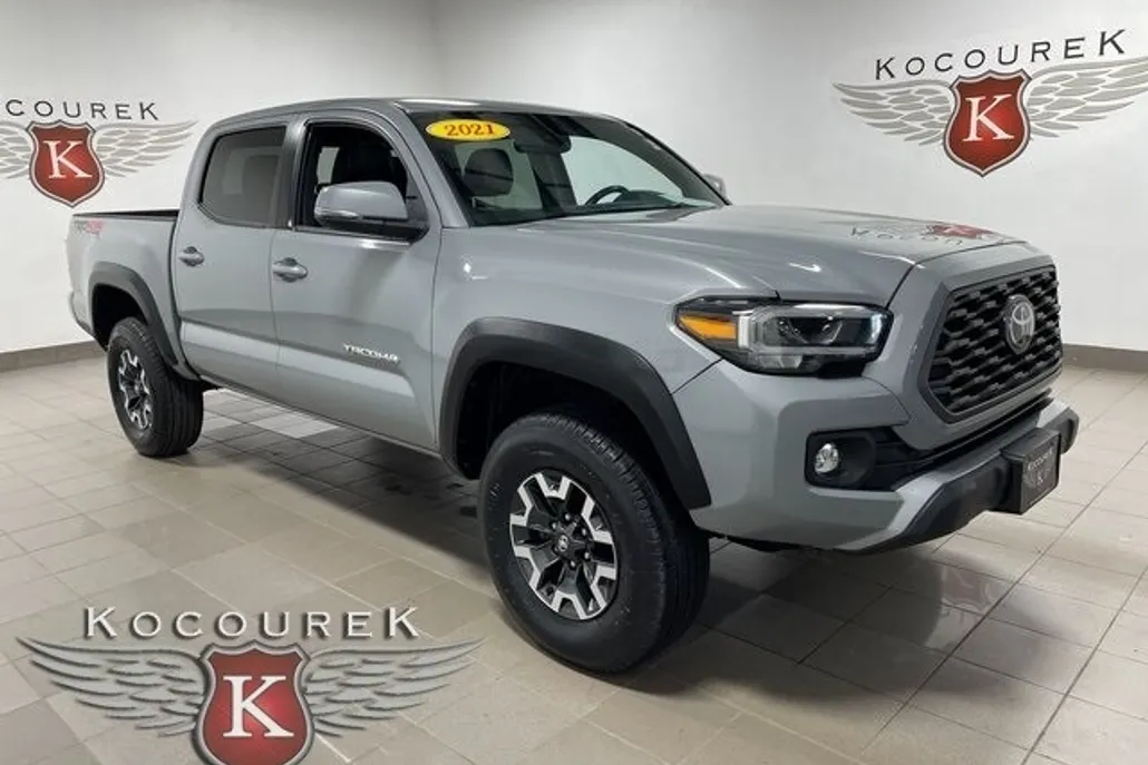 2021 Toyota Tacoma SR V6 photo 1