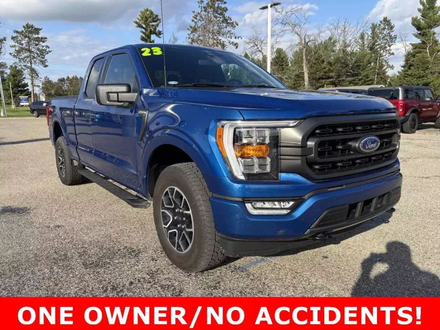 2023 Ford F-150 XLT photo 1
