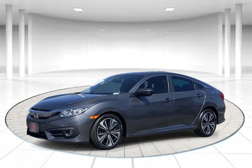 2018 Honda Civic EX-T photo 1