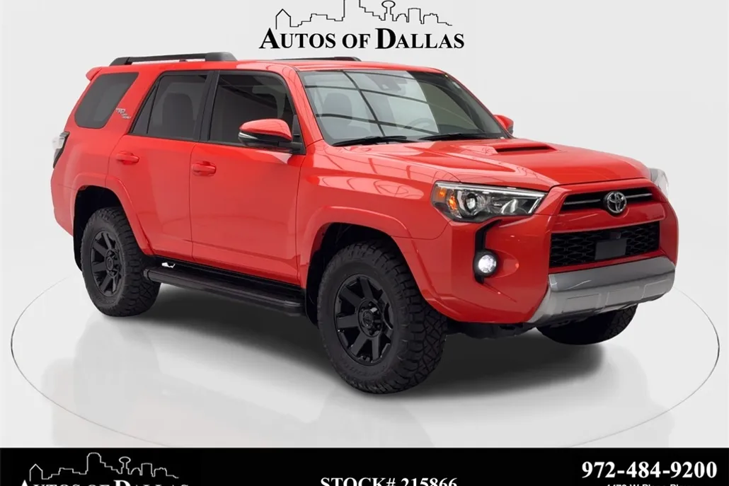 2024 Toyota 4Runner TRD Off-Road Premium photo 1