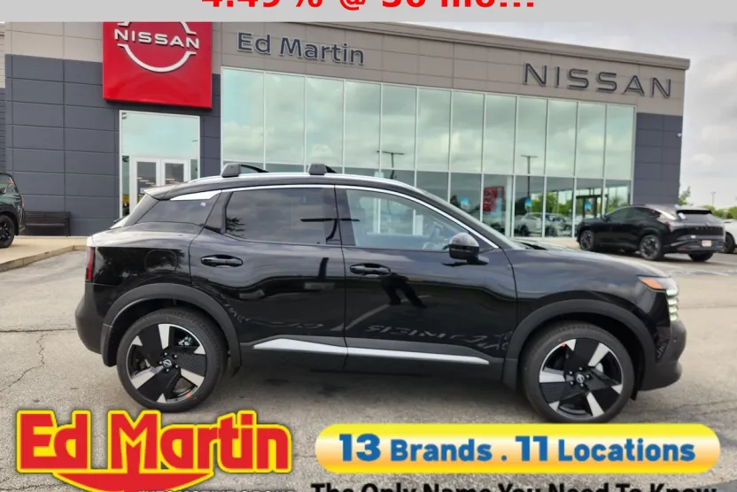 2026 Nissan Kicks SR photo 1