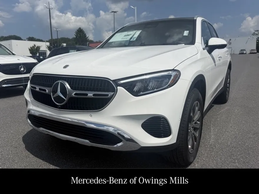 2026 Mercedes Benz GLC 300 4MATIC photo 1