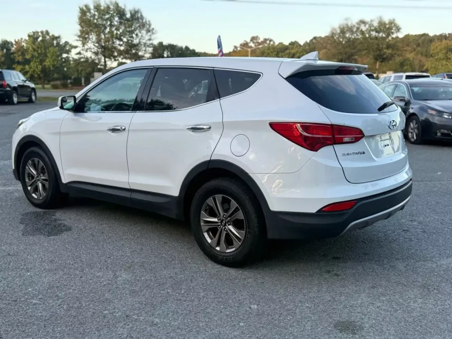 2016 Hyundai Santa Fe Sport Base photo 1