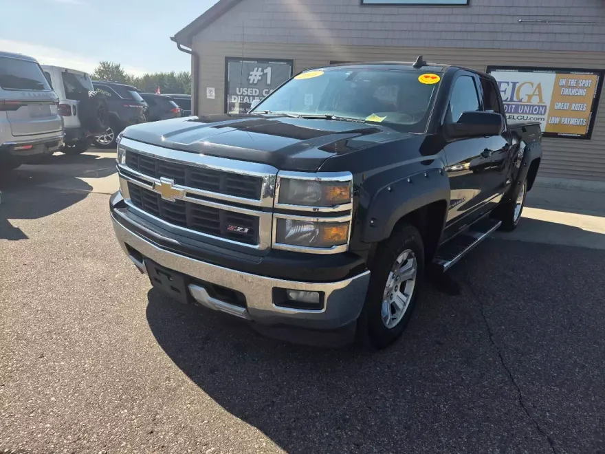 2015 Chevrolet Silverado 1500 LT photo 1