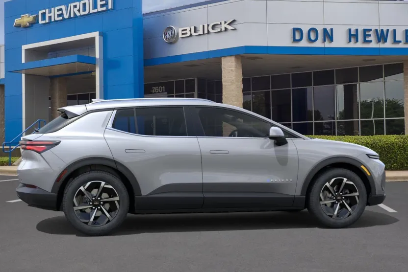2026 Chevrolet Equinox EV 1LT photo 1