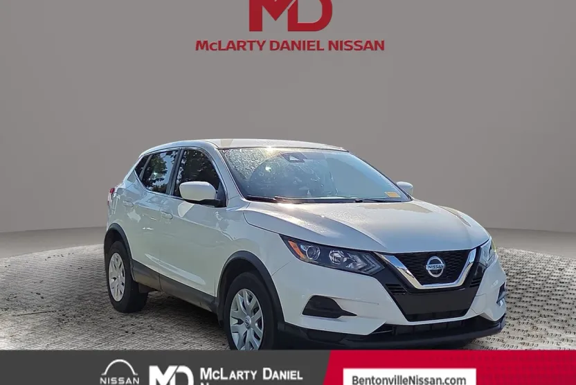 2020 Nissan Rogue Sport S photo 1