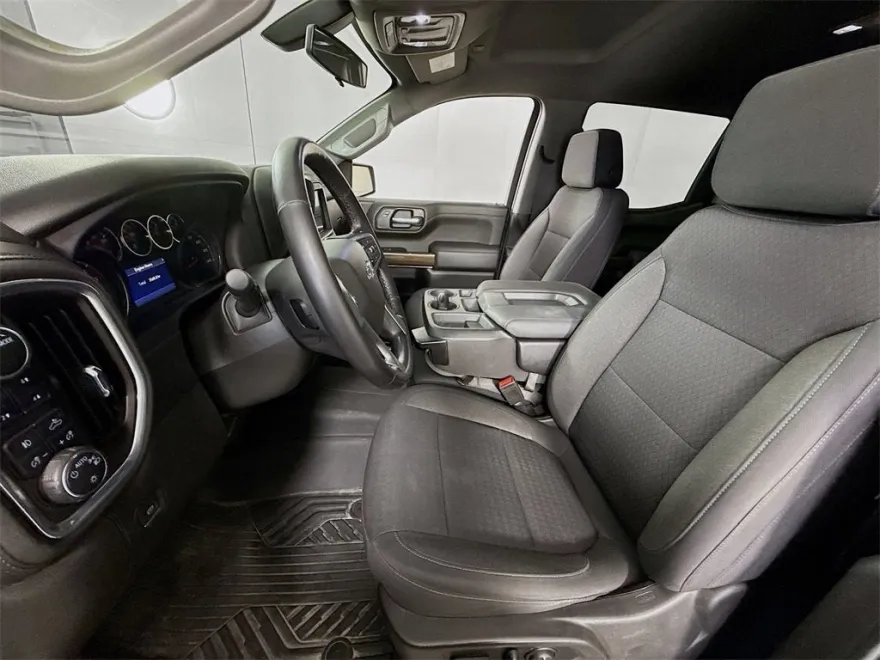 2022 Chevrolet Silverado 1500 RST photo 1