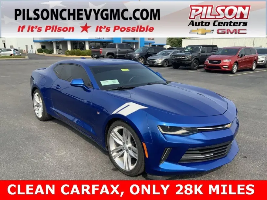 2018 Chevrolet Camaro 1LT photo 1