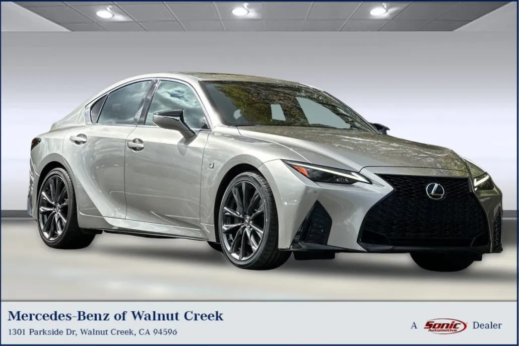 2023 Lexus IS 350 F SPORT photo 1