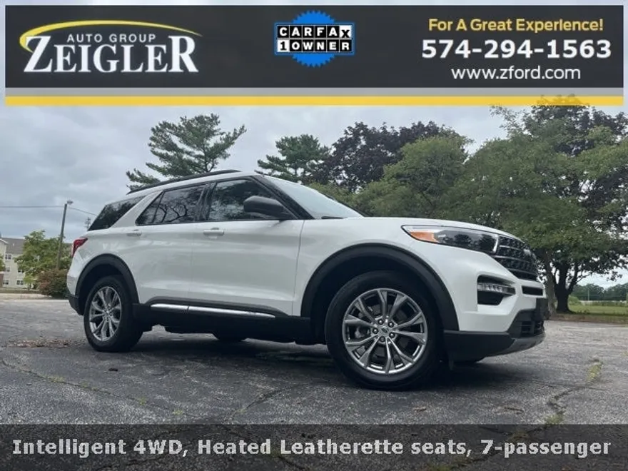 2023 Ford Explorer XLT photo 1