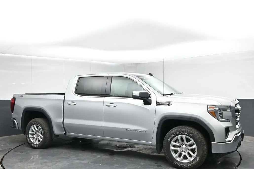 2019 Gmc Sierra 1500 SLE photo 1