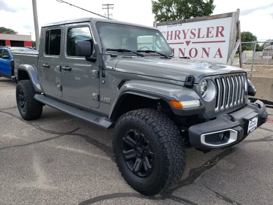 2022 Jeep Gladiator Overland photo 1