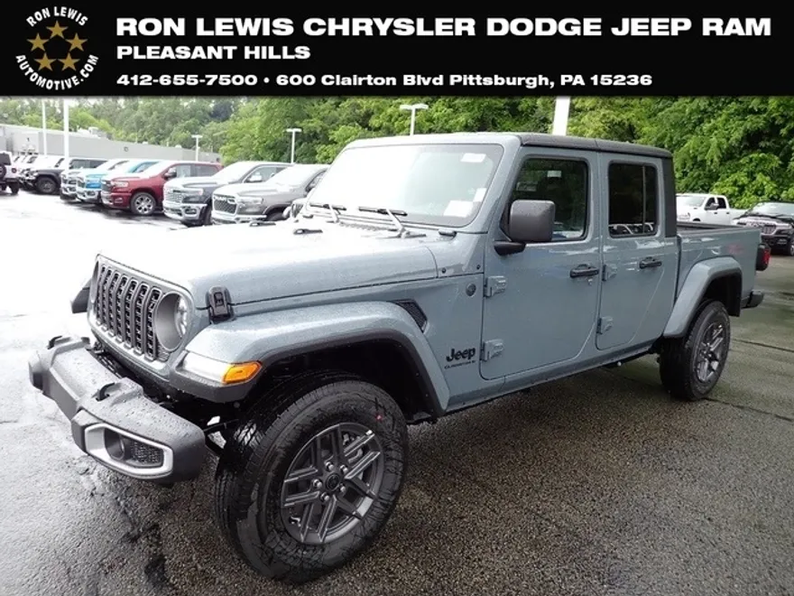 2025 Jeep Gladiator Sport S photo 1