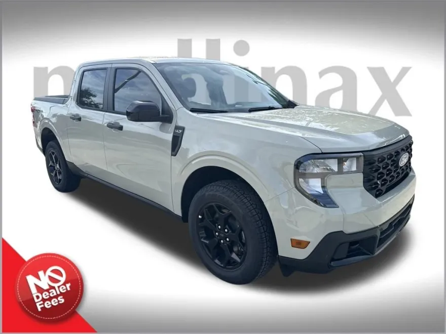 2025 Ford Maverick XLT photo 1