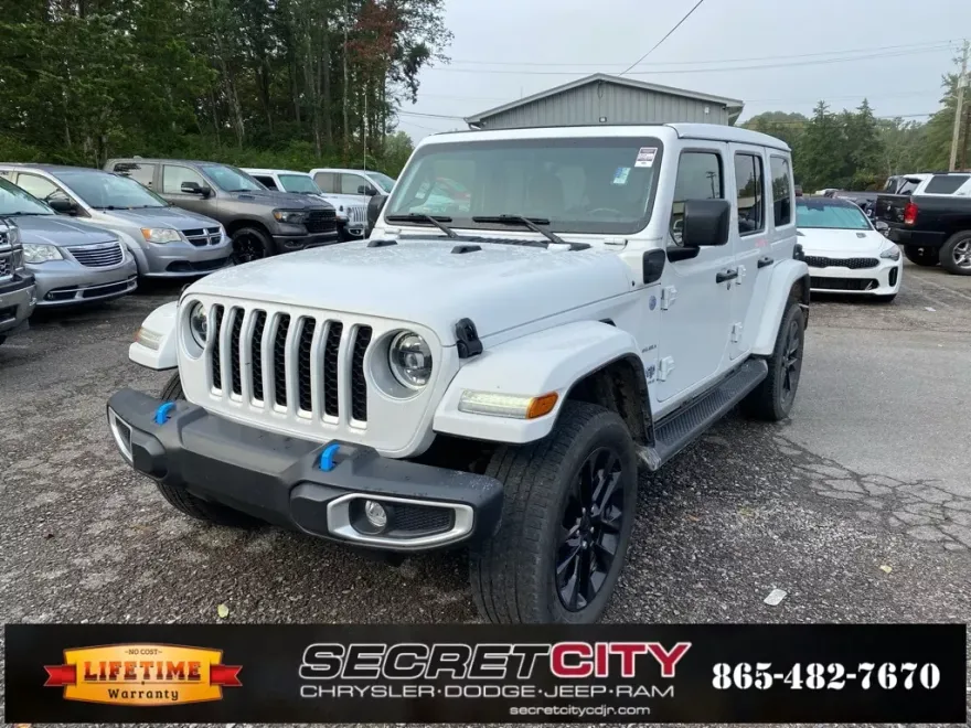 2023 Jeep Wrangler Sahara 4xe photo 1