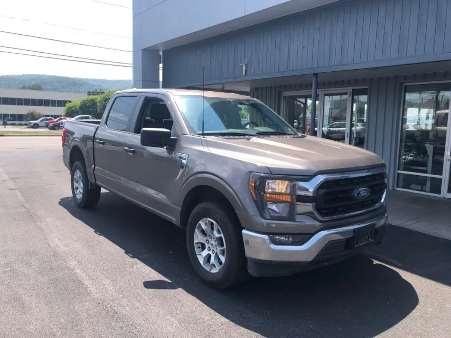 2023 Ford F-150 XLT photo 1