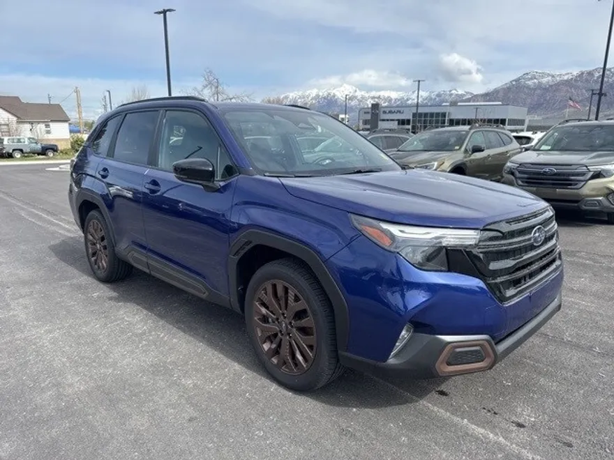 2025 Subaru Forester Sport photo 1