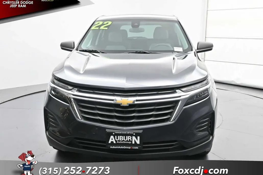 2022 Chevrolet Equinox LS photo 1
