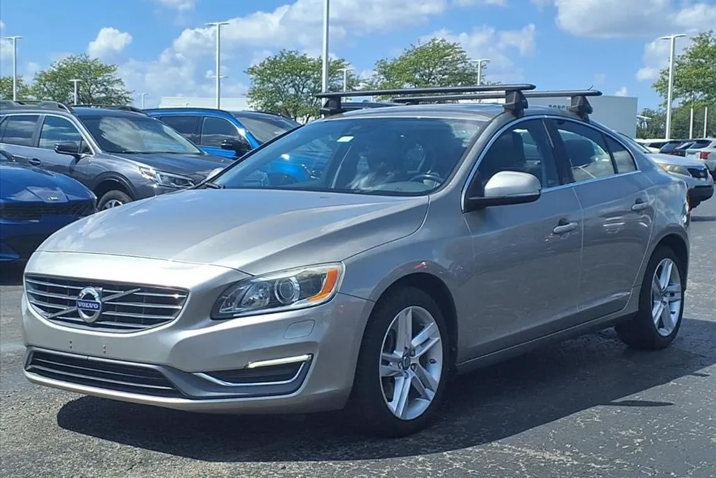 2014 Volvo S60 T5 photo 1