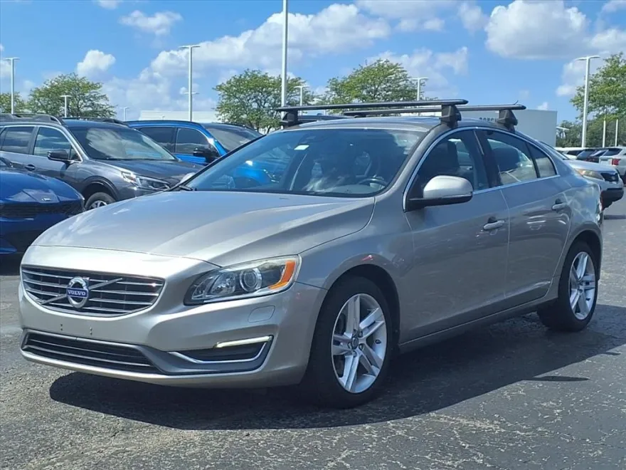 2014 Volvo S60 T5 photo 1