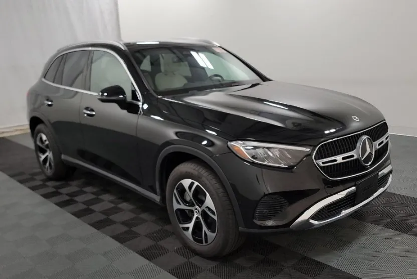 2025 Mercedes Benz GLC 350e 4MATIC photo 1