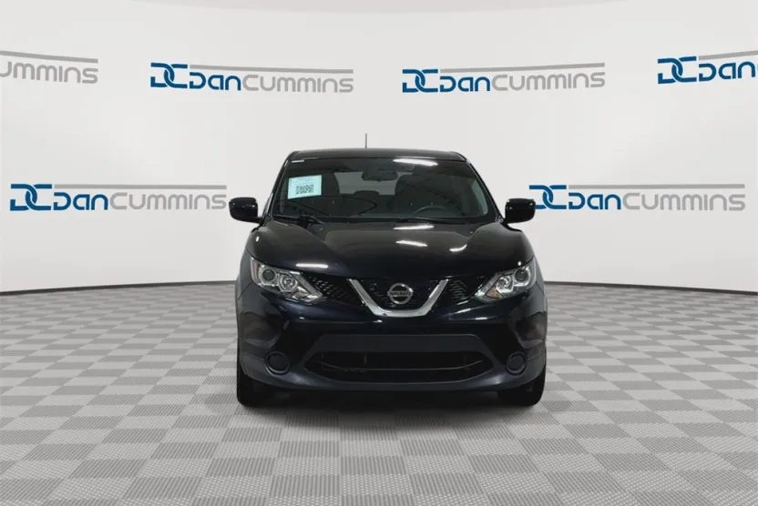 2019 Nissan Rogue Sport S photo 1