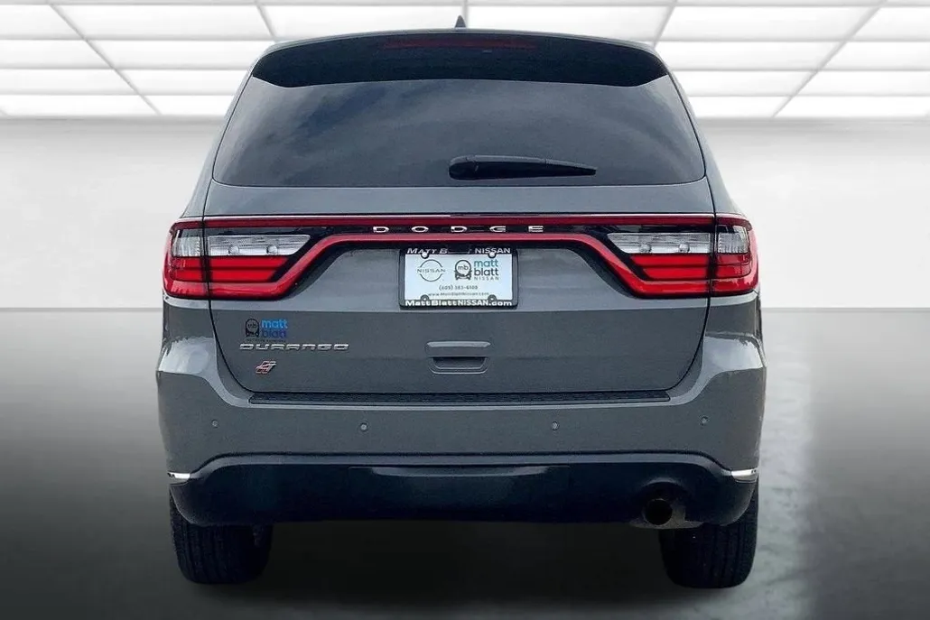 2023 Dodge Durango SXT photo 1
