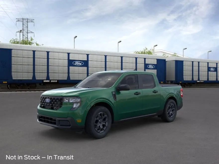 2025 Ford Maverick XLT photo 1