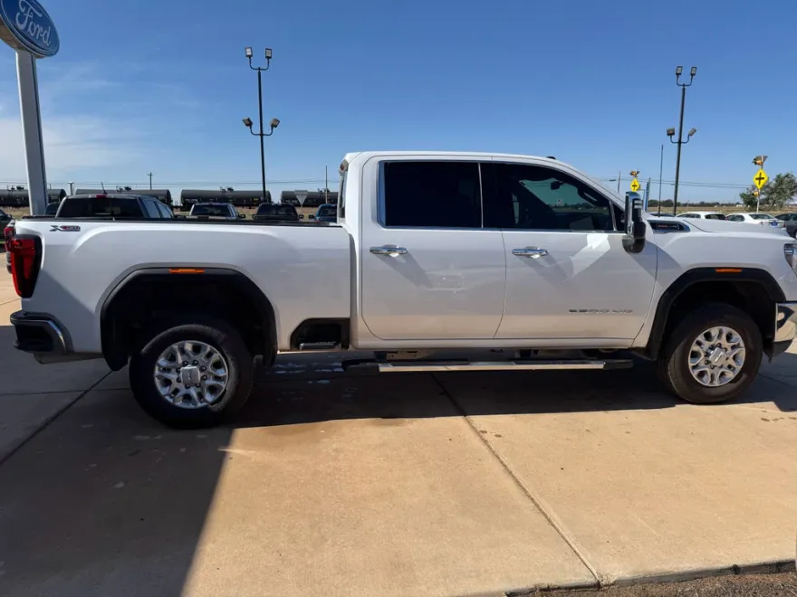 2022 Gmc Sierra HD SLT photo 1