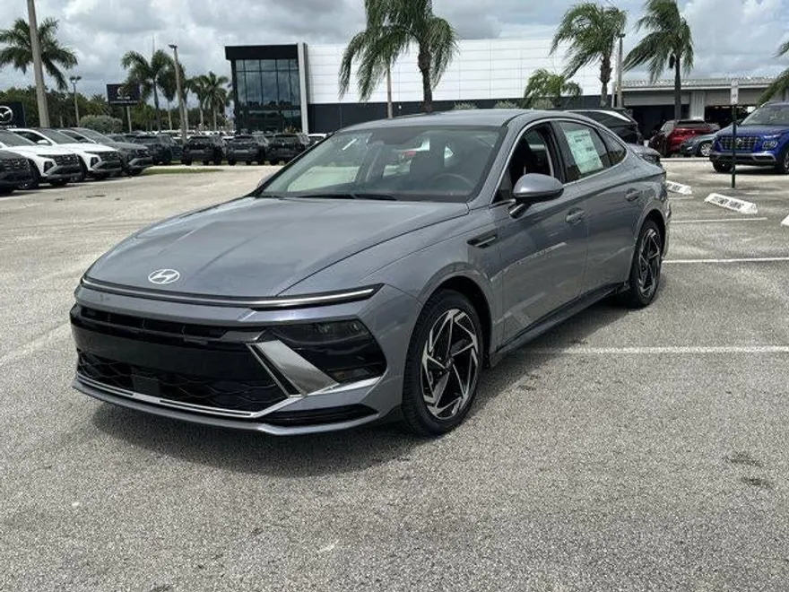 2026 Hyundai Sonata SEL Sport photo 1