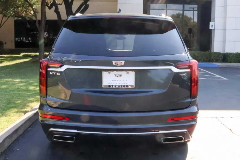 2023 Cadillac XT6 Premium Luxury photo 1