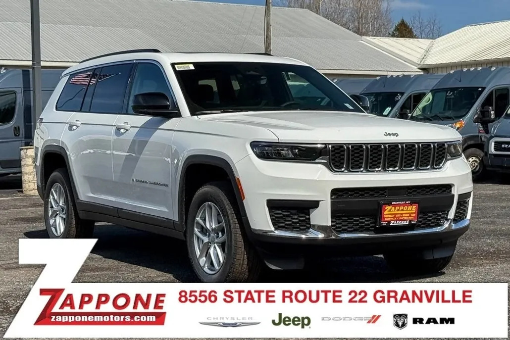 2025 Jeep Grand Cherokee Laredo X photo 1