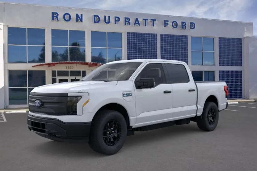 2025 Ford F-150 Lightning photo 1