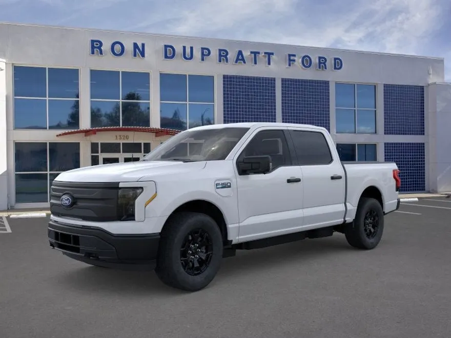 2025 Ford F-150 Lightning photo 1