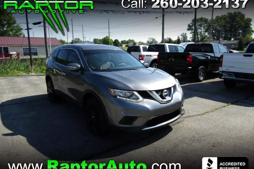 2015 Nissan Rogue S photo 1