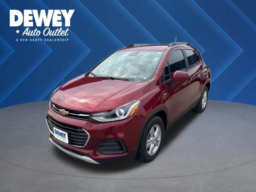 2022 Chevrolet Trax LT photo 1